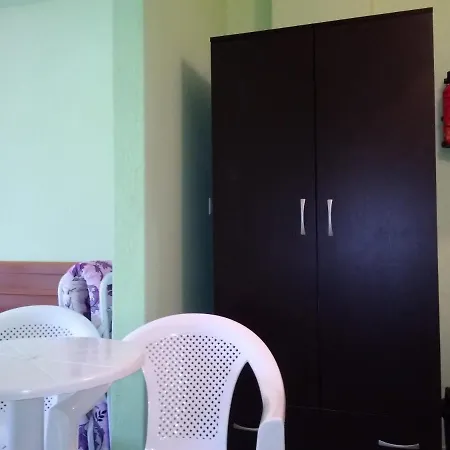 To Let Giannis Apartamento *