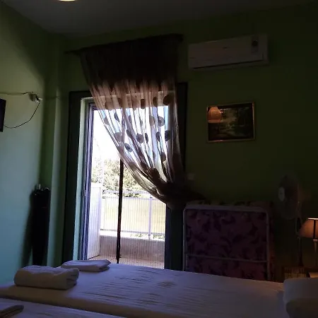 To Let Giannis Apartman