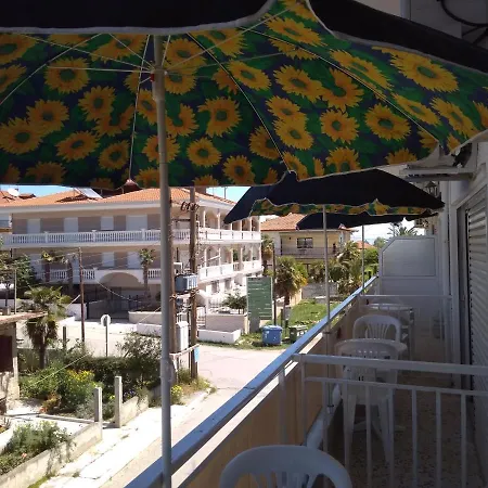 To Let Giannis Apartmán Makrigialos
